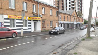 Вулиця Подільська у Хмельницькому тепер теж має свій дизайн-код. Вулиця Подільська у Хмельницькому тепер теж має свій дизайн-код.