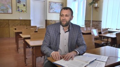 Вчителі і сусіди поділилися спогадами про загиблу бортпровідницю з Волині Юлію Сологуб Вчителі і сусіди поділилися спогадами про загиблу бортпровідницю з Волині Юлію Сологуб