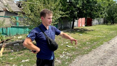 У день похорону батька дізнався про смерть матері. Як житель Райського пережив удар БпЛА та оговтується після втрати У день похорону батька дізнався про смерть матері. Як житель Райського пережив удар БпЛА та оговтується після втрати