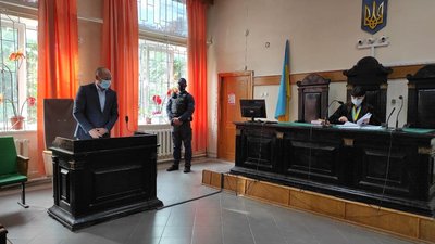 Учасника подій 2 травня в Одесі Євгена Резвушкіна відпустили під домашній арешт Учасника подій 2 травня в Одесі Євгена Резвушкіна відпустили під домашній арешт