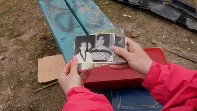 Чоловік, донька, син та бабуся: жителька Чернігова втратила родину під час авіанальоту 3 березня Чоловік, донька, син та бабуся: жителька Чернігова втратила родину під час авіанальоту 3 березня