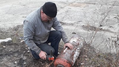 "В єдності — ми сила, а поодинці ми — ніхто" — прикарпатський волонтер Павло Дем'янов "В єдності — ми сила, а поодинці ми — ніхто" — прикарпатський волонтер Павло Дем'янов