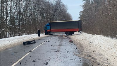 Дві автівки зіткнулися на Сумщині — є загибла та травмований Дві автівки зіткнулися на Сумщині — є загибла та травмований