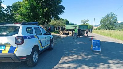 На Франківщині внаслідок аварії загинули двоє 18-річних хлопців На Франківщині внаслідок аварії загинули двоє 18-річних хлопців