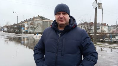 "Дві машини тут вчора потонуло": на Волині розпочалася повінь "Дві машини тут вчора потонуло": на Волині розпочалася повінь