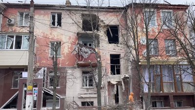 Військові РФ обстріляли історичну частину Херсона Військові РФ обстріляли історичну частину Херсона