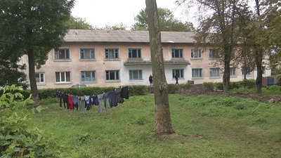 Для родин переселенців на Волині розконсервували недіючий студентський гуртожиток Для родин переселенців на Волині розконсервували недіючий студентський гуртожиток