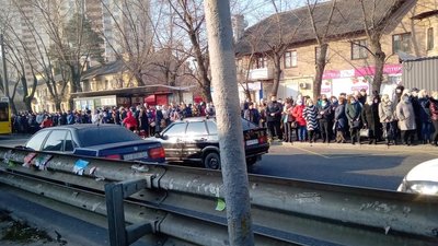 Виїхати з лівого берега столиці киянам не просто Виїхати з лівого берега столиці киянам не просто