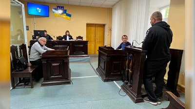 Засідання Чернігівського райсуду, де винесли вирок російському військовослужбовцю