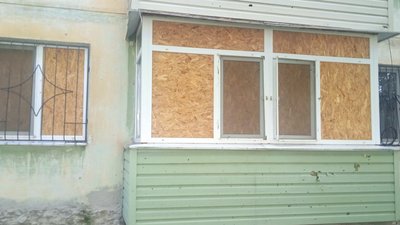 Латають дахи, чекають на компенсацію. Жителі району Кривого Рогу долають наслідки обстрілу