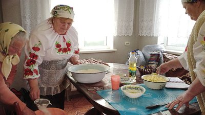Правдівка — місце на Хмельниччині, де волонтерять всім селом Правдівка — місце на Хмельниччині, де волонтерять всім селом