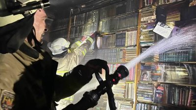 У Запоріжжі сталася пожежа, ймовірна причина – коротке замикання у подовжувачі