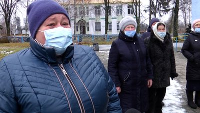 На Житомирщині почали скорочувати листонош та закривати поштові відділення в селах На Житомирщині почали скорочувати листонош та закривати поштові відділення в селах