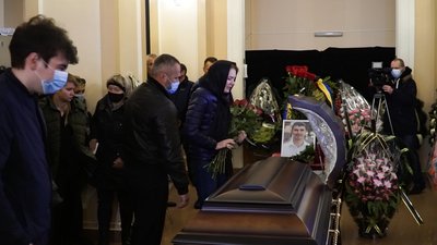 У Чернігові попрощалися з нардепом Антоном Поляковим У Чернігові попрощалися з нардепом Антоном Поляковим