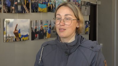"Я йшов, бо знав, що там — люди, що це треба висвітлювати". Репортаж із фотовиставки "Нескорений Херсон" у Франківську "Я йшов, бо знав, що там — люди, що це треба висвітлювати". Репортаж із фотовиставки "Нескорений Херсон" у Франківську