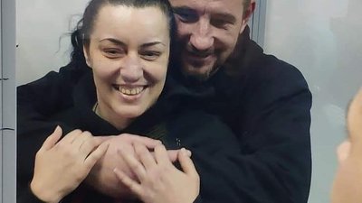 З Інни Грищенко, яку прослуховували у "справі Шеремета", зняли електронний браслет