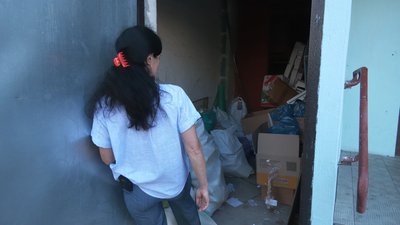 Мешканці ОСББ в Черкасах на виручені від сортування сміття гроші облаштовують територію Мешканці ОСББ в Черкасах на виручені від сортування сміття гроші облаштовують територію