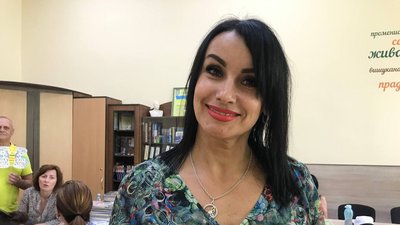 У Тернополі переселенці створили хор "Байрактар": збирають гроші на безпілотник У Тернополі переселенці створили хор "Байрактар": збирають гроші на безпілотник