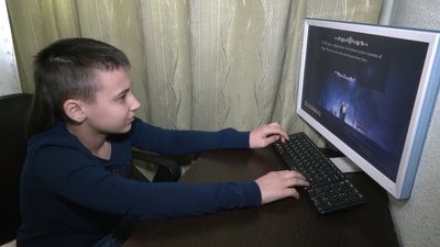 11-річний школяр з Харкова знає англійську на рівні викладача університету 11-річний школяр з Харкова знає англійську на рівні викладача університету