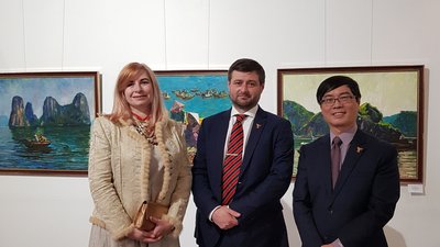 Мистецтво об’єднує країни. Всеукраїнська виставка "В’єтнам — Україна" Мистецтво об’єднує країни. Всеукраїнська виставка "В’єтнам — Україна"