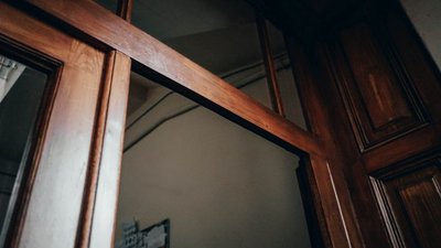 У Львові відреставрували подвійну старовинну браму