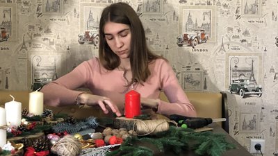 Новорічні підсвічники робить ужгородка Мар’яна Стахова Новорічні підсвічники робить ужгородка Мар’яна Стахова