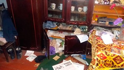 На Менщині вбили дідуся та побили його сина з інвалідністю. Підозрюваного затримали На Менщині вбили дідуся та побили його сина з інвалідністю. Підозрюваного затримали