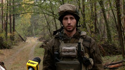 Командир батальйону Владислав Гулич у лісах Чернігівщини Командир батальйону Владислав Гулич у лісах Чернігівщини