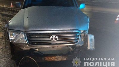 Біля клубу на Рівненщині чоловік відкрив вогонь з автомата. Один загиблий, стрільця шукають Біля клубу на Рівненщині чоловік відкрив вогонь з автомата. Один загиблий, стрільця шукають