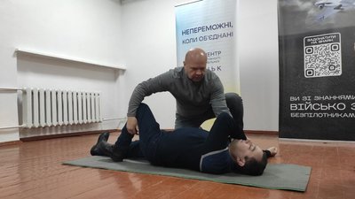 У "Центрі готовності цивільних" у Луцьку навчали домедичної допомоги