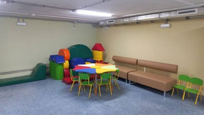 На Київщині відновили дитсадочок, який пошкодили російські обстріли На Київщині відновили дитсадочок, який пошкодили російські обстріли