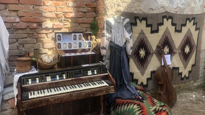 Етноприкраси, екскурсії та равлики. Як на Львівщині минає фестиваль "Тартаків FEST" Етноприкраси, екскурсії та равлики. Як на Львівщині минає фестиваль "Тартаків FEST"