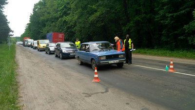 У районі на Волині працівників карантинного посту годують благодійники У районі на Волині працівників карантинного посту годують благодійники