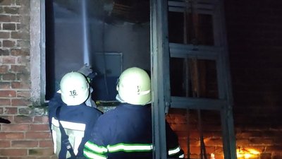 "Необережність під час куріння". У Сумах сталася пожежа у квартирі