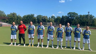 У Вінниці відбувся благодійний футбольний турнір на підтримку захисників У Вінниці відбувся благодійний футбольний турнір на підтримку захисників