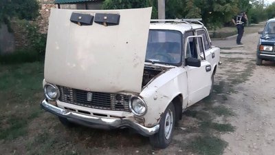 Вкрав машину і скоїв ДТП: на Херсонщині знайшли зловмисника, який вирішив покататися на чужому авто