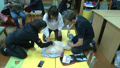 Безкоштовні заняття з домедичної допомоги: рівнян та переселенців запрошують на навчання Безкоштовні заняття з домедичної допомоги: рівнян та переселенців запрошують на навчання