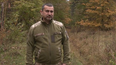 Військові Військові