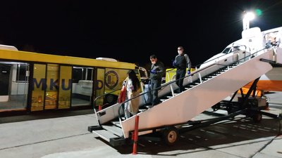 В Україні очікують спецрейси з Італії, Франції та Великої Британії В Україні очікують спецрейси з Італії, Франції та Великої Британії