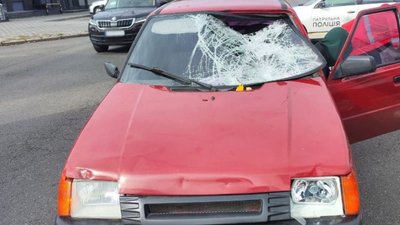 У Черкасах на пішохідному переході під колеса автівки потрапив пенсіонер