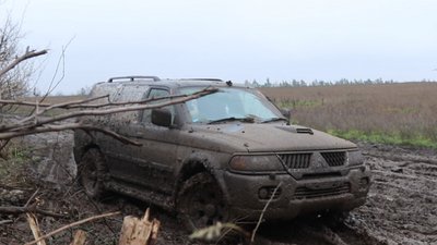 "Не відступаємо, йдемо вперед". Репортаж з передової на Донеччині "Не відступаємо, йдемо вперед". Репортаж з передової на Донеччині