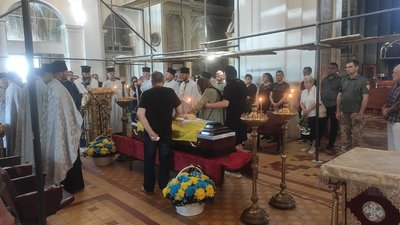 У Луцьку провели в останню путь військового Максима Єремію У Луцьку провели в останню путь військового Максима Єремію