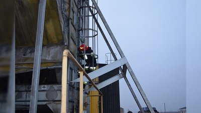 У Чернігівському районі в зерносушарці згоріло 15 тонн насіння соняшника У Чернігівському районі в зерносушарці згоріло 15 тонн насіння соняшника