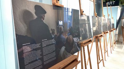 У Луцьку презентували фотовиставку "Історії з окупованого Криму" У Луцьку презентували фотовиставку "Історії з окупованого Криму"