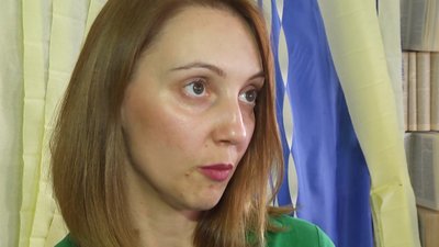 Наталя з дітьми евакуювалась до Ярмолинців з Мелітополя. Наталя з дітьми евакуювалась до Ярмолинців з Мелітополя.