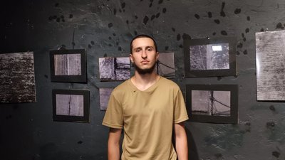 Владислав Німак, автор фотовиставки "Краєвиди, які ми не заслужили" Владислав Німак, автор фотовиставки "Краєвиди, які ми не заслужили"
