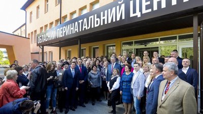 "Довгобуди" Львівщини: перенатальний центр, міст на Сколівщині та сміттєпереробний завод "Довгобуди" Львівщини: перенатальний центр, міст на Сколівщині та сміттєпереробний завод