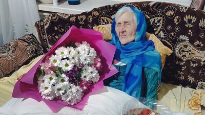 102-літня Ганна Саприка