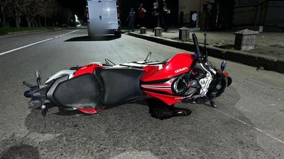 На Миколаївщині в автопригоді травмувався неповнолітній водій мотоцикла