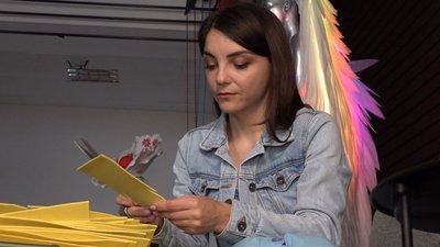 Українські кольори на подіумах Парижа: черкащанка робить прикраси з будматеріалів Українські кольори на подіумах Парижа: черкащанка робить прикраси з будматеріалів